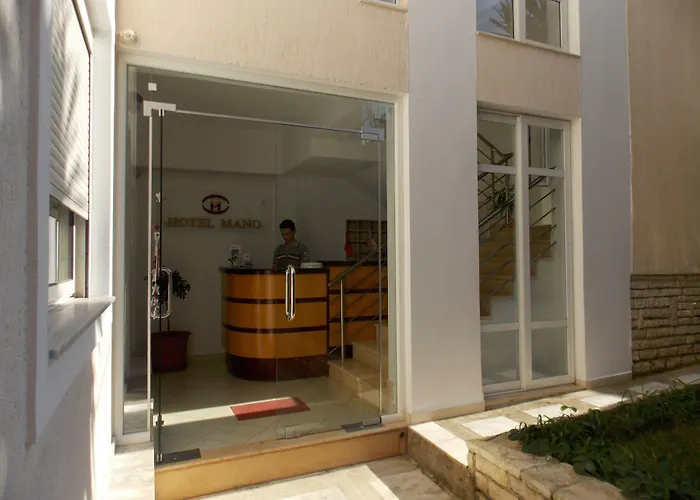Hotel Mano Sarande