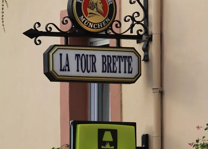 Hotel La Tour Brette à Pontorson