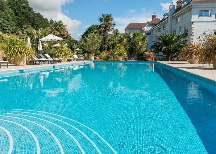 St Brelade'S Bay Hotel