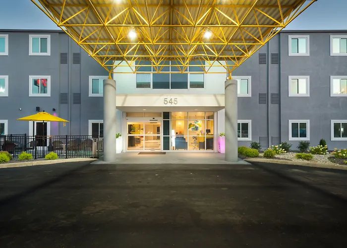 Studio Z, An Ascend Collection Hotel Saint Robert