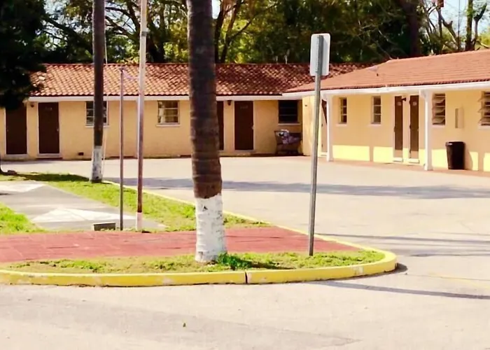 Cadillac Motel Sarasota