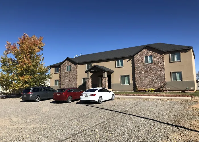 Cedar Canyon Condos Blanding