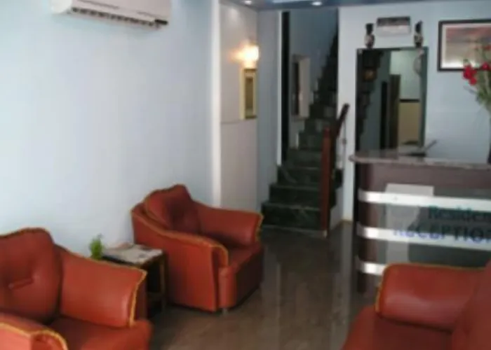 Hotel Pearl View Mumbai