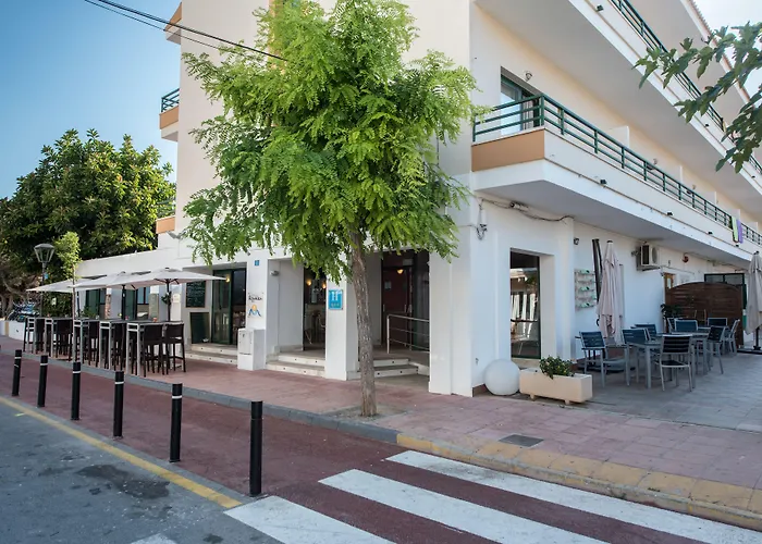 Hotel Rosales Formentera Es Pujols