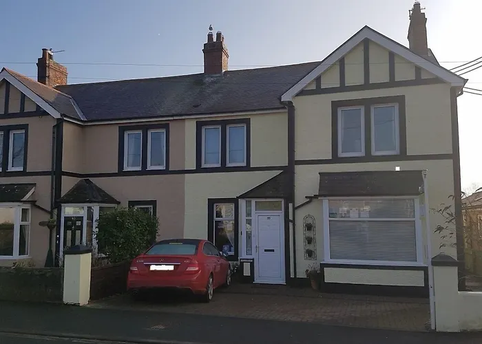 Ugiebrae House Bed & Breakfast Seahouses
