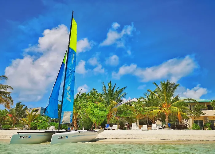 Crown Beach Hotel-Private Bikini Beach Meeru Island