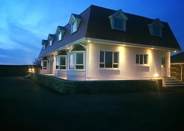The Red Cottage & Stables Sligo
