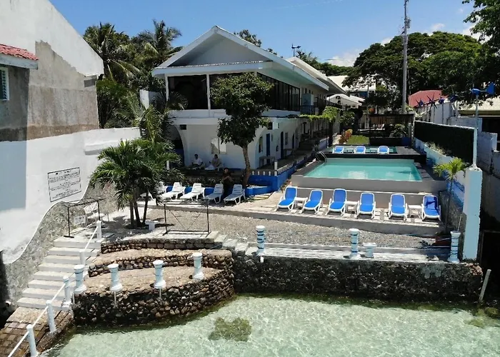 Pescadores Suites Moalboal