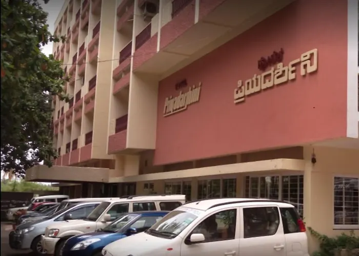 Hotel Priyadarshini Classic Hospet