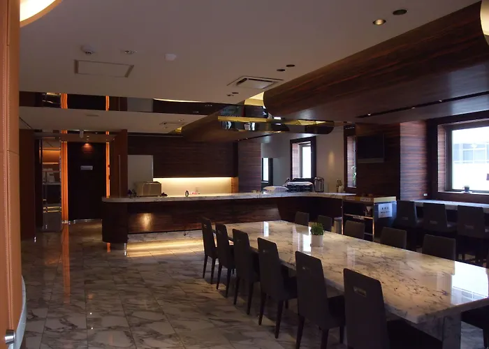 Center Hotel Toyota Toyota 