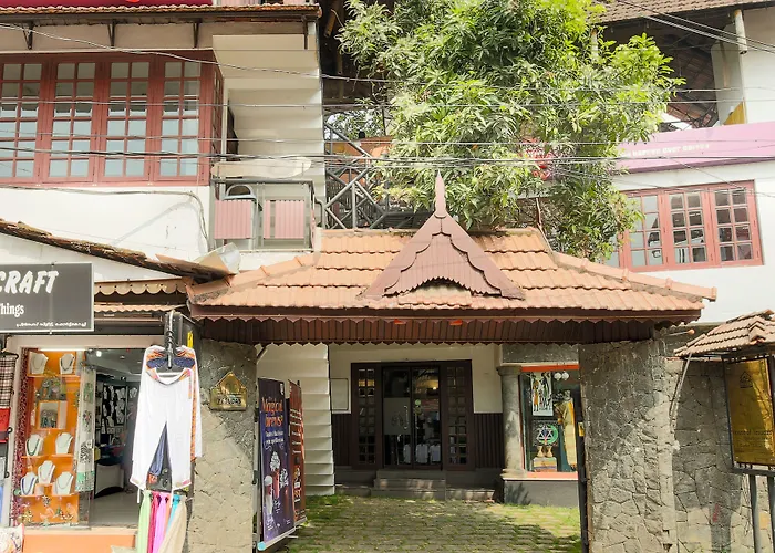 Oyo 16778 House Of Yesudas Kochi