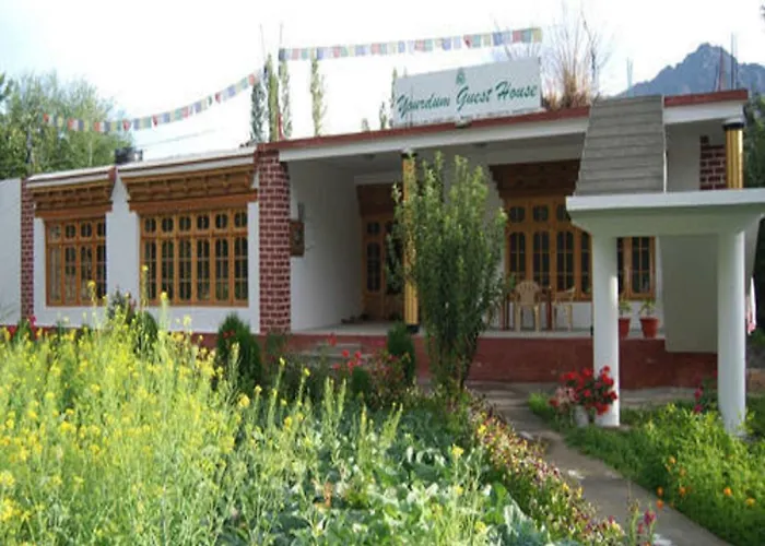 Yourdum Guest House Hundar
