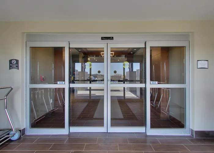 Staybridge Suites - Madison - Fitchburg