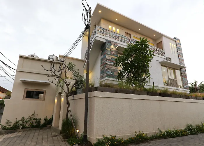 Green Studio Apartment Sanur