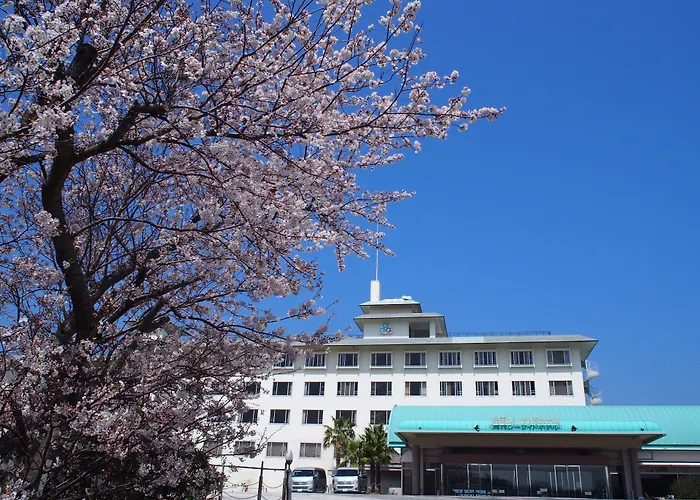 Toba Seaside Hotel