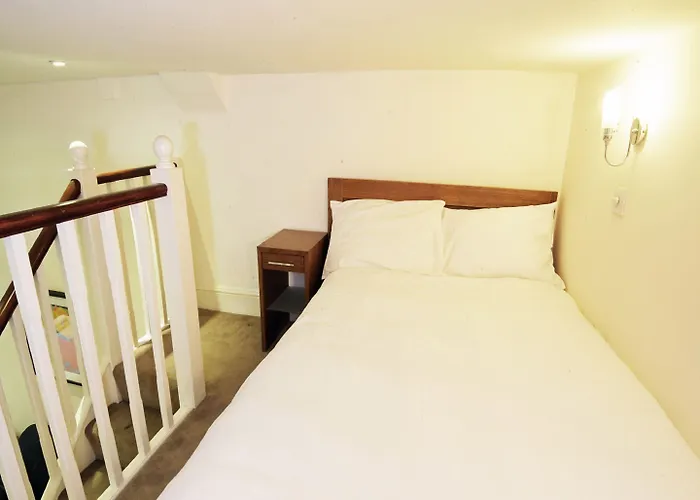 Oxbridge Apartments London