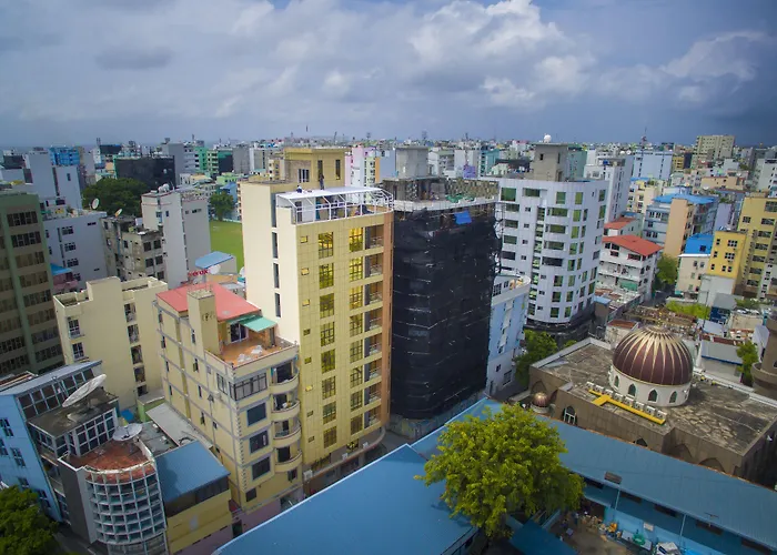 Unima Grand Hotel Malé