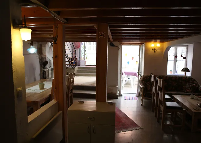 Eolya Butik Otel Ayvalı