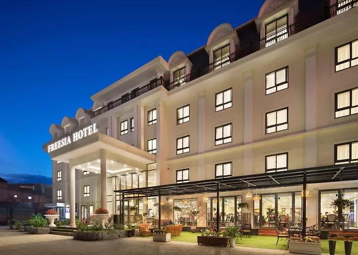 Sapa Freesia Hotel