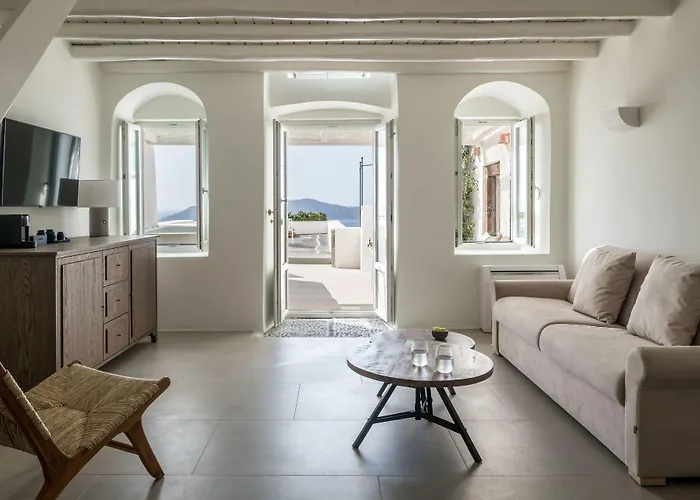 Enigma Suites Fira 