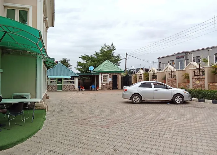 B'S Hive Hotels And Suites Abuja