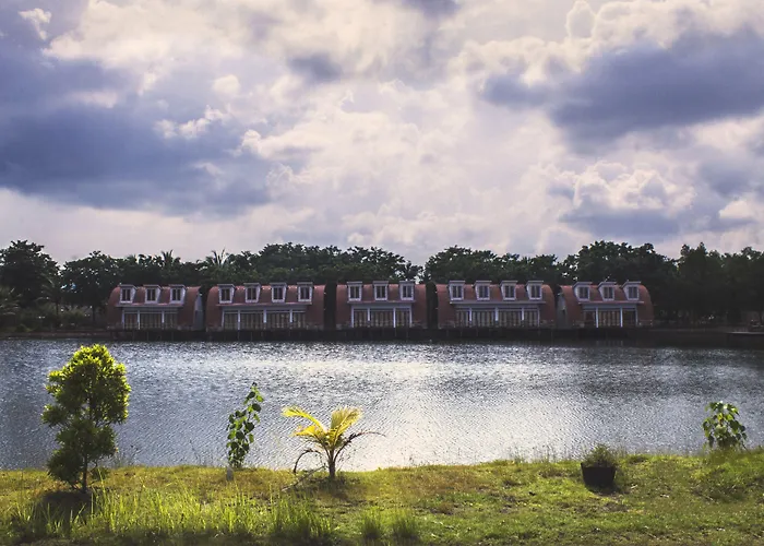 Kanaka Lake Villa Batam