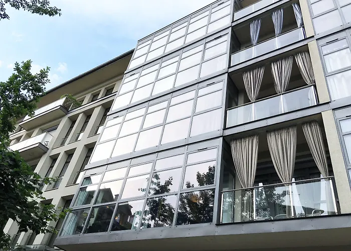 Mondrian Luxury Suites & Apartments Krakow Old Town