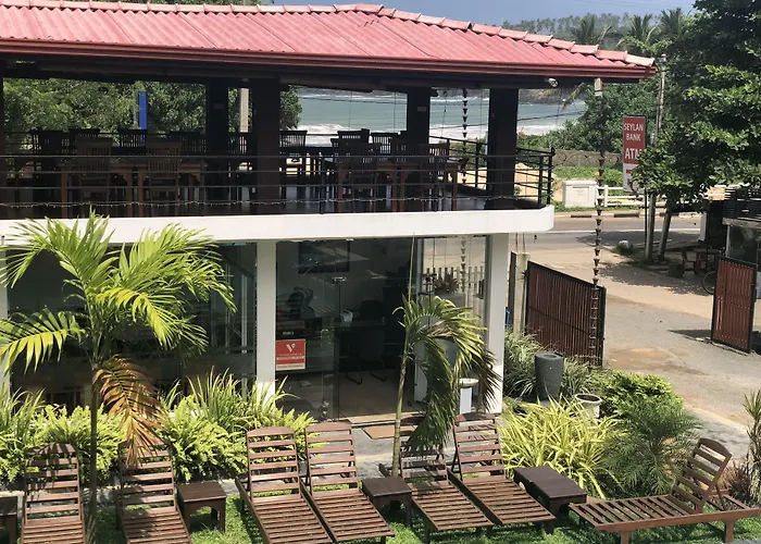 Randiya Sea View Hotel Mirissa