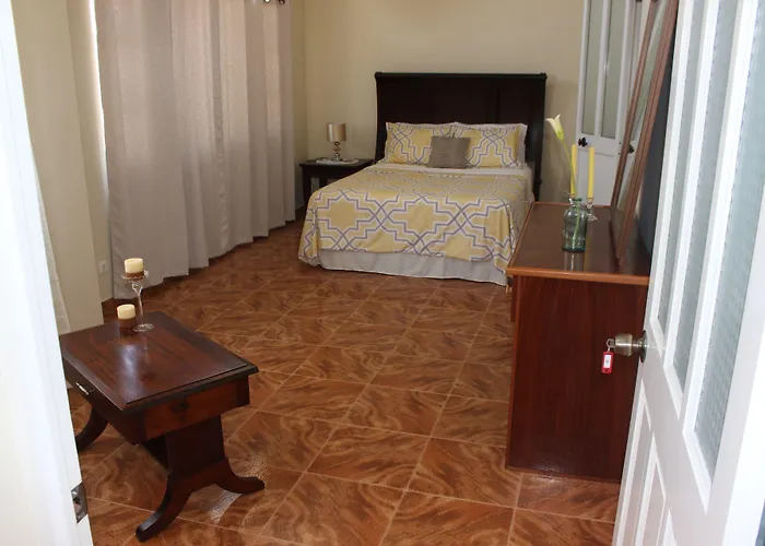 Hotel Cruz Grande-Brava Vila Nova Sintra