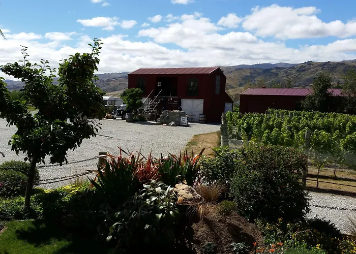 River Rock Estate Cromwell