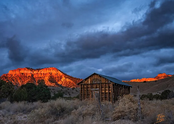 Bryce Trails Bed And Breakfast Tropic