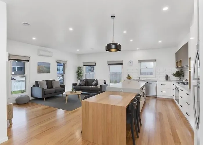 Coastal Vibe Apartments Warrnambool