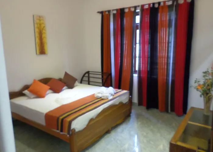 Leo'S Home Stay Dehiwala-Mount Lavinia