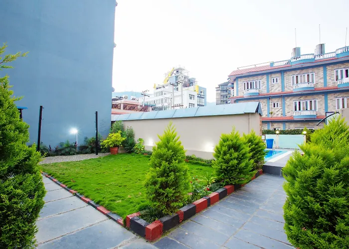 Hotel Iceland Pokhara