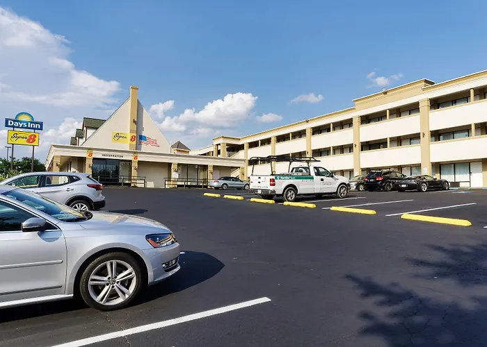 Super 8 Alexandria By Wyndham