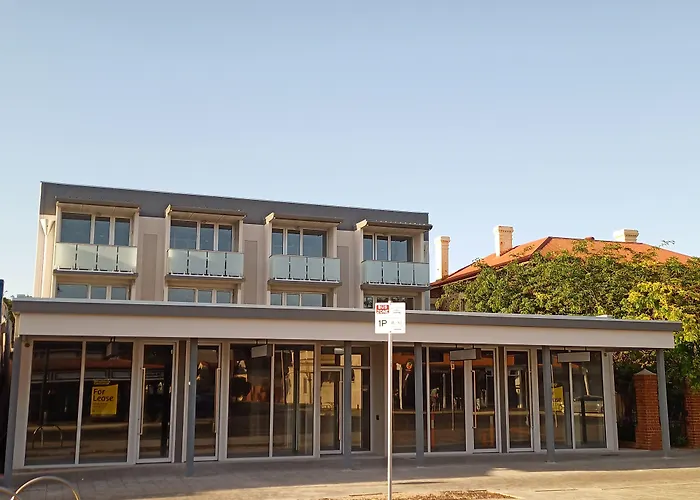 Semaphore Splash Apartments Port Adelaide