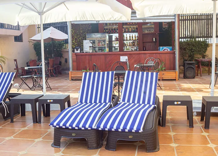 Lou Ralph Hotel Accra