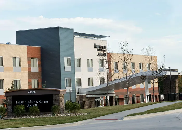Fairfield Inn & Suites By Marriott Detroit Chesterfield