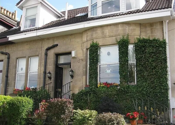 Craig Park House Bed & Breakfast Airdrie