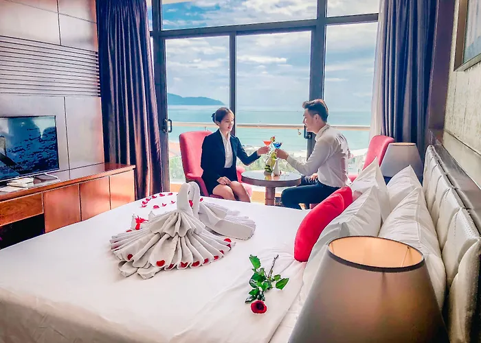 Le Hoang Beach Hotel Danang