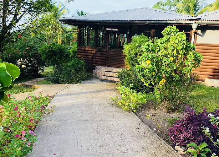 The Log Cab-Inn San Ignacio