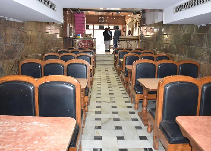 Hotel Rahil Palace Varanasi