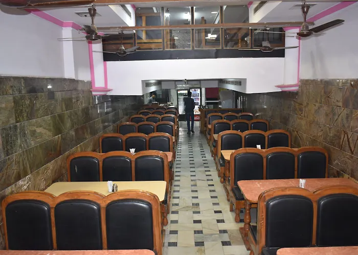 Hotel Rahil Palace Varanasi