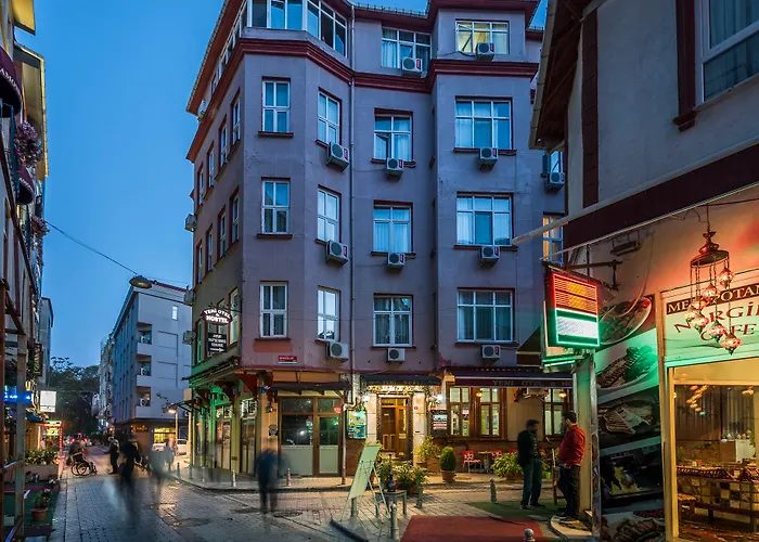 Yeni Hotel Istanboel