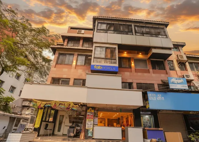 Fabhotel Saroj Inn - Mumbai Naka Nashik