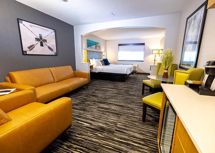 Creekside Hotel & Suites Canyonville