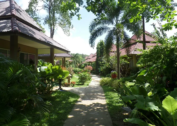 Lanta Castaway Beach Resort Ko Lanta