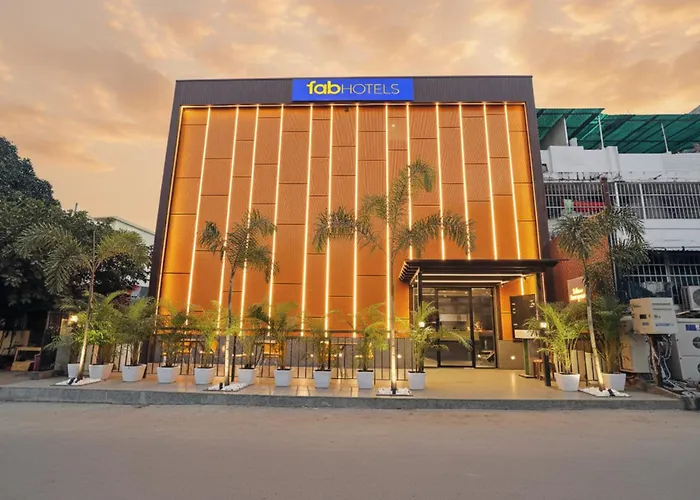 Fabhotel Yellow Courtyard Bhopal
