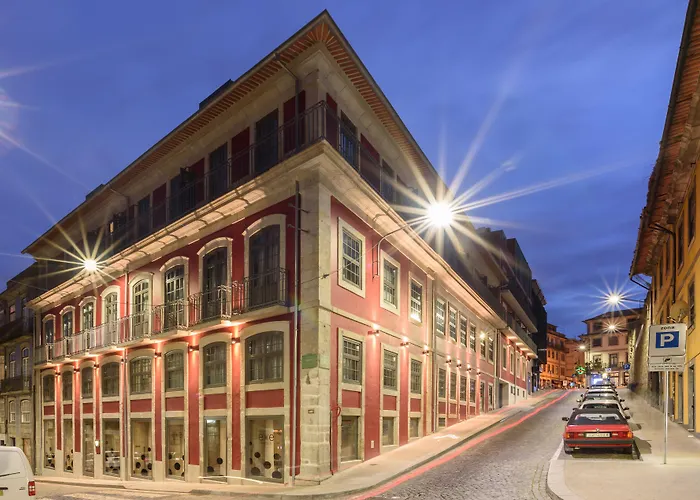 Dorma Almada Porto Hotel