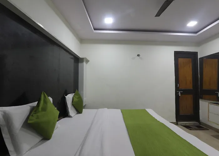 Hotel Dayal Lucknow